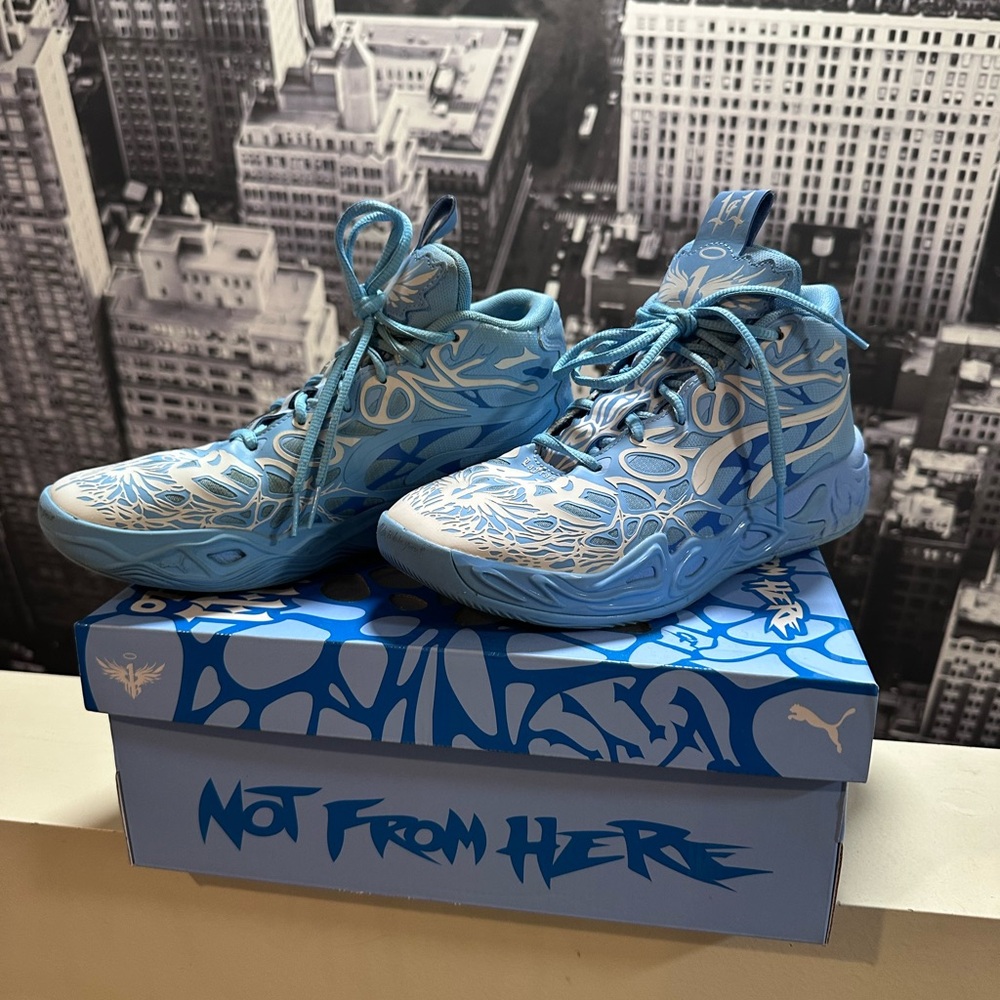PUMA x LAMELO BALL MB.04 LaFrancé Big Kids Size 7 - Picture 2 of 12